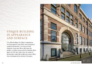 Vooraanzicht van het monumentale kantoorgebouw 'De Olifant' aan de Keizersgracht in Amsterdam.