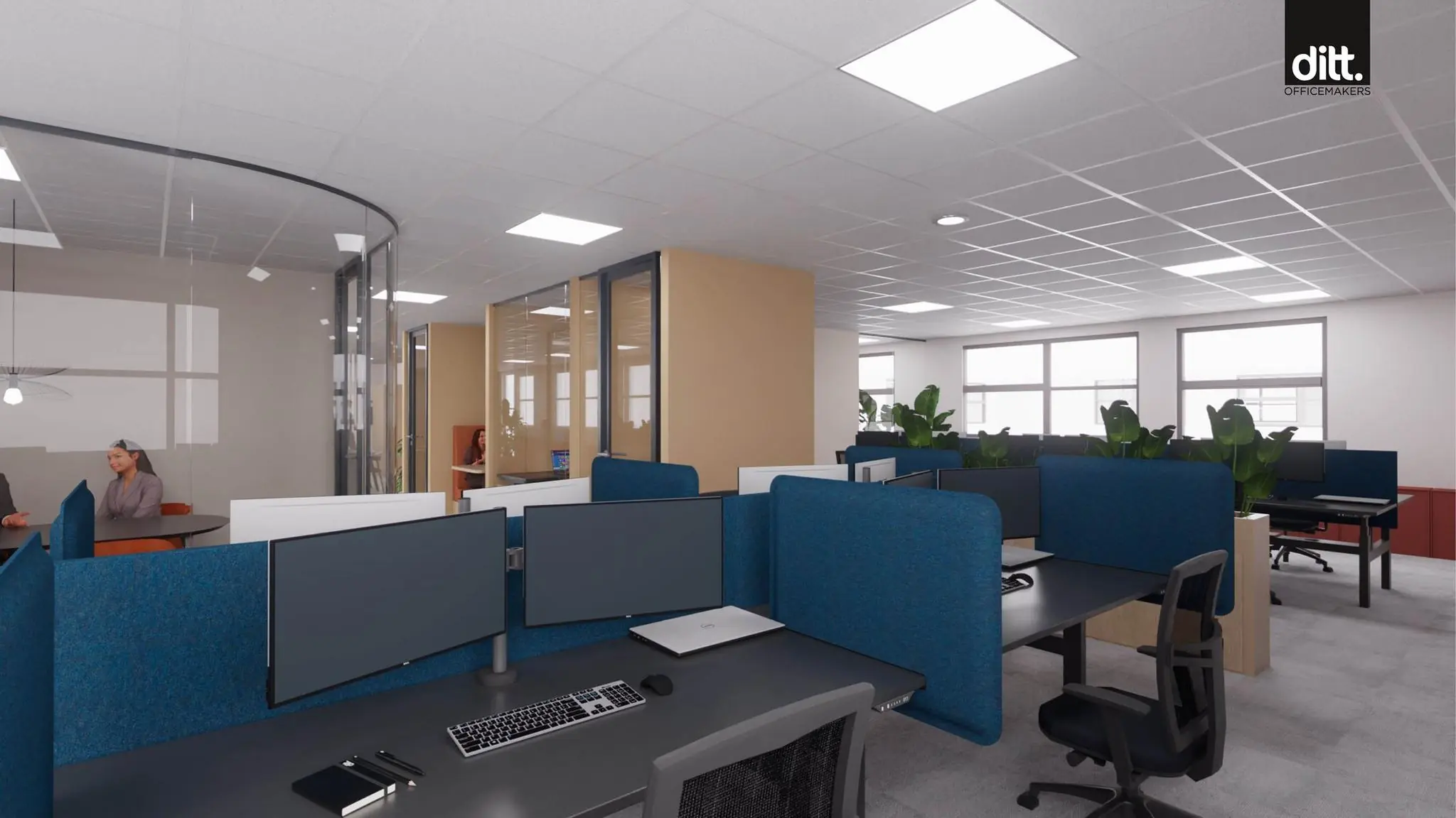 Modern ingericht kantoorpand aan de Spicalaan met open werkplekken, vergaderruimte en planten tussen de bureaus.