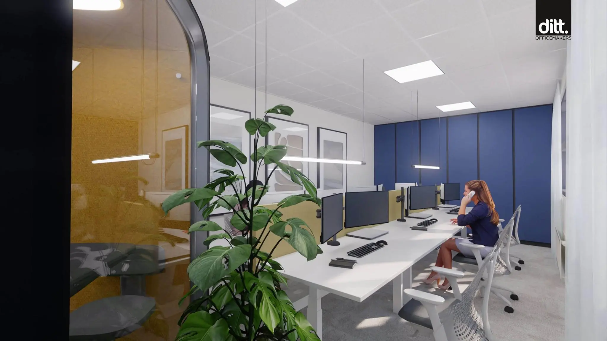 Moderne kantooruimte aan de Spicalaan met werkplekken, een belcel, en een vrouw aan het telefoneren.