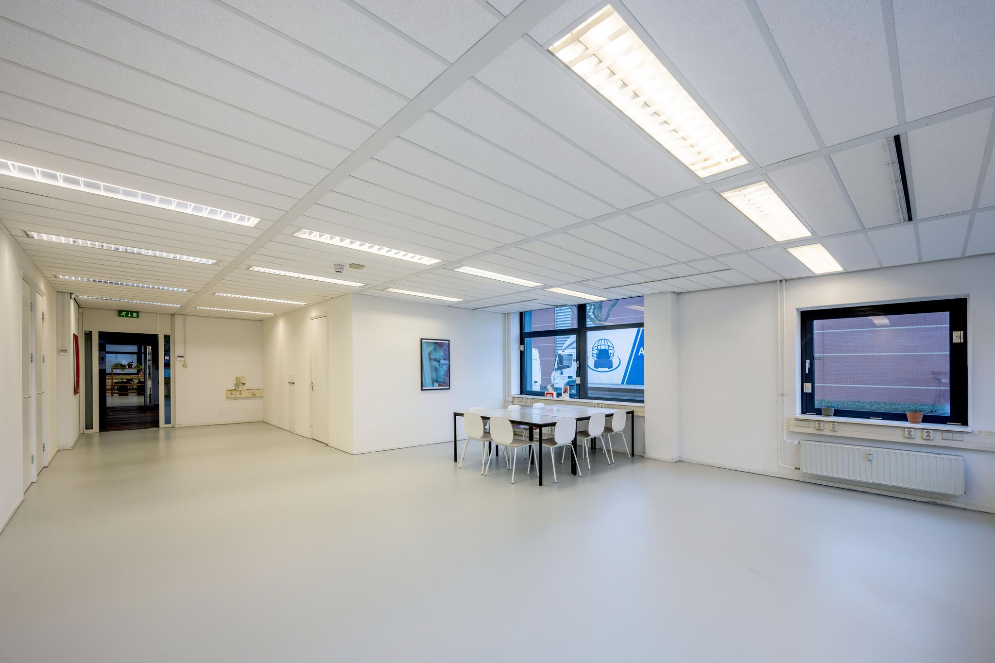 Breguetlaan 8