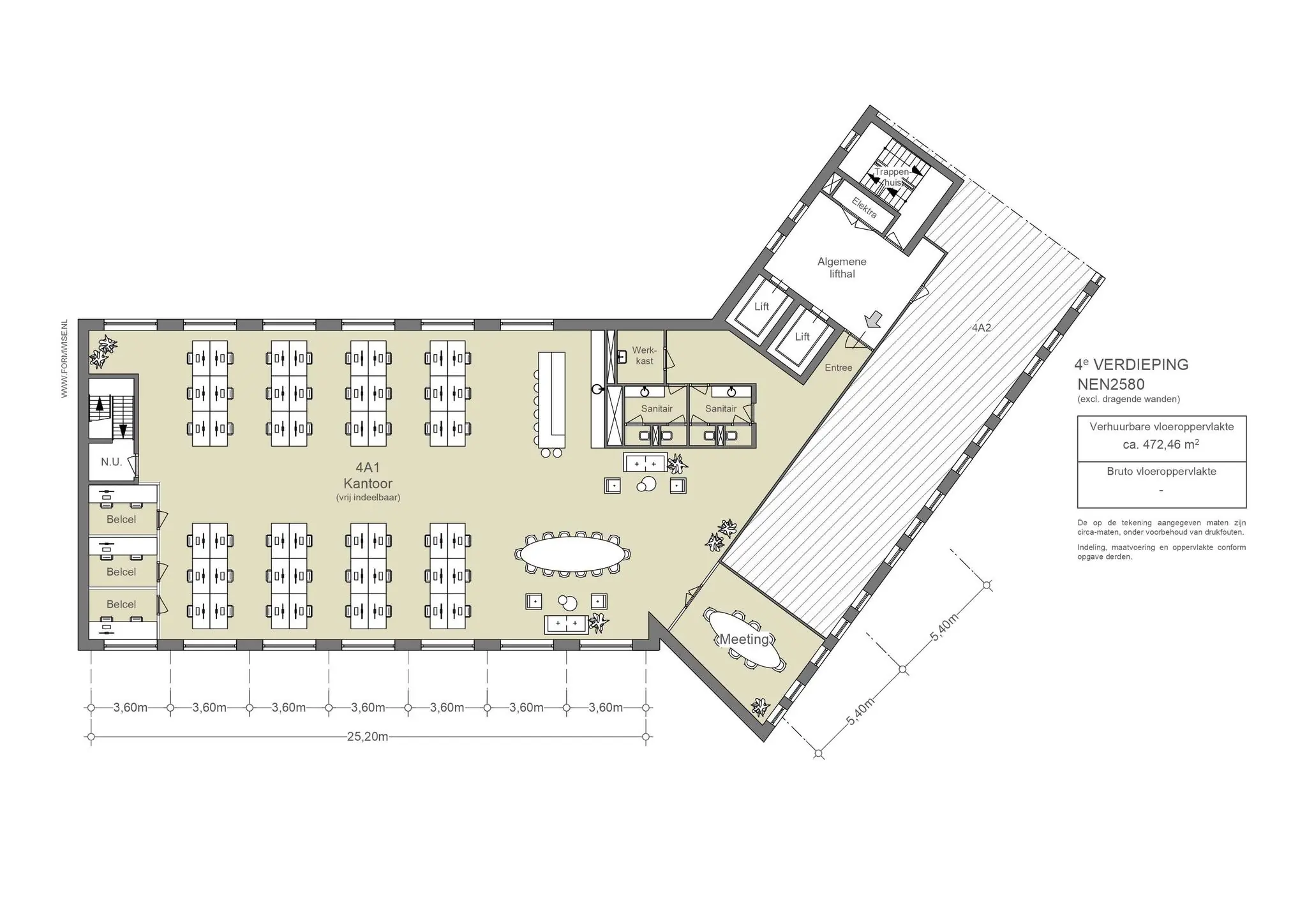 Plattegrond van de vierde verdieping aan de Johan Cruijff Boulevard met werkplekken, vergaderruimtes en sanitaire voorzieningen.