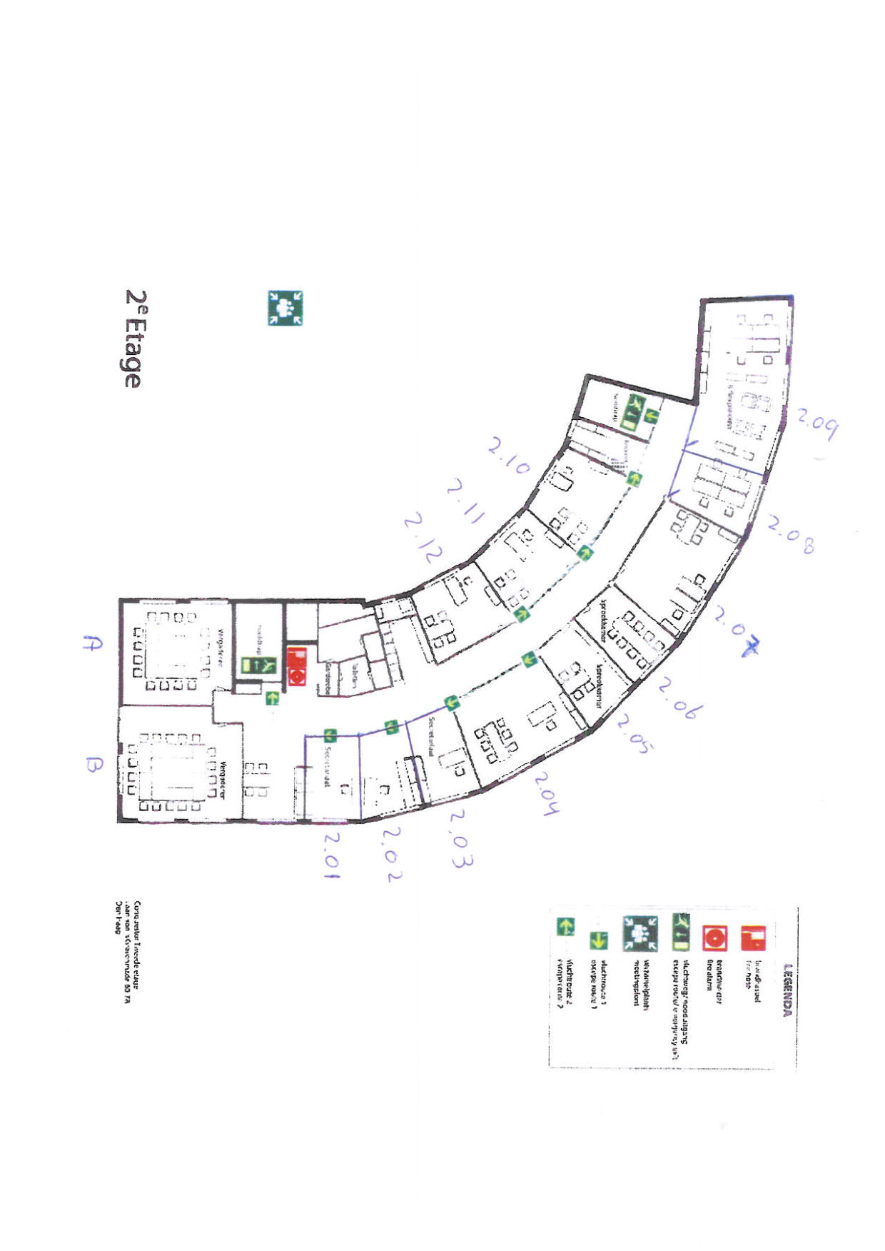 Plattegrond van de 2e etage van het kantoorgebouw aan de Laan van ’s-Gravenmade met kamernummers en vluchtroutes.