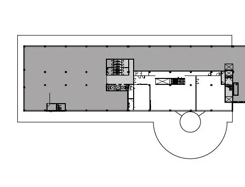 Plattegrond van een verdieping van het gebouw Weena Zuid met diverse ruimten, liften en trappenhuizen.