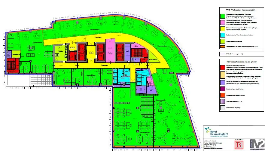 Plattegrond van het Blaak-gebouw met kleurgecodeerde ruimtes voor werkplekken, vergaderruimtes, voorzieningen en installaties.
