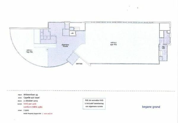 Plattegrond van de begane grond van Barbizonlaan 55 in Capelle aan den IJssel met drie units en algemene ruimten.
