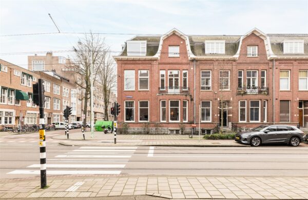 Jacob Obrechtstraat 56