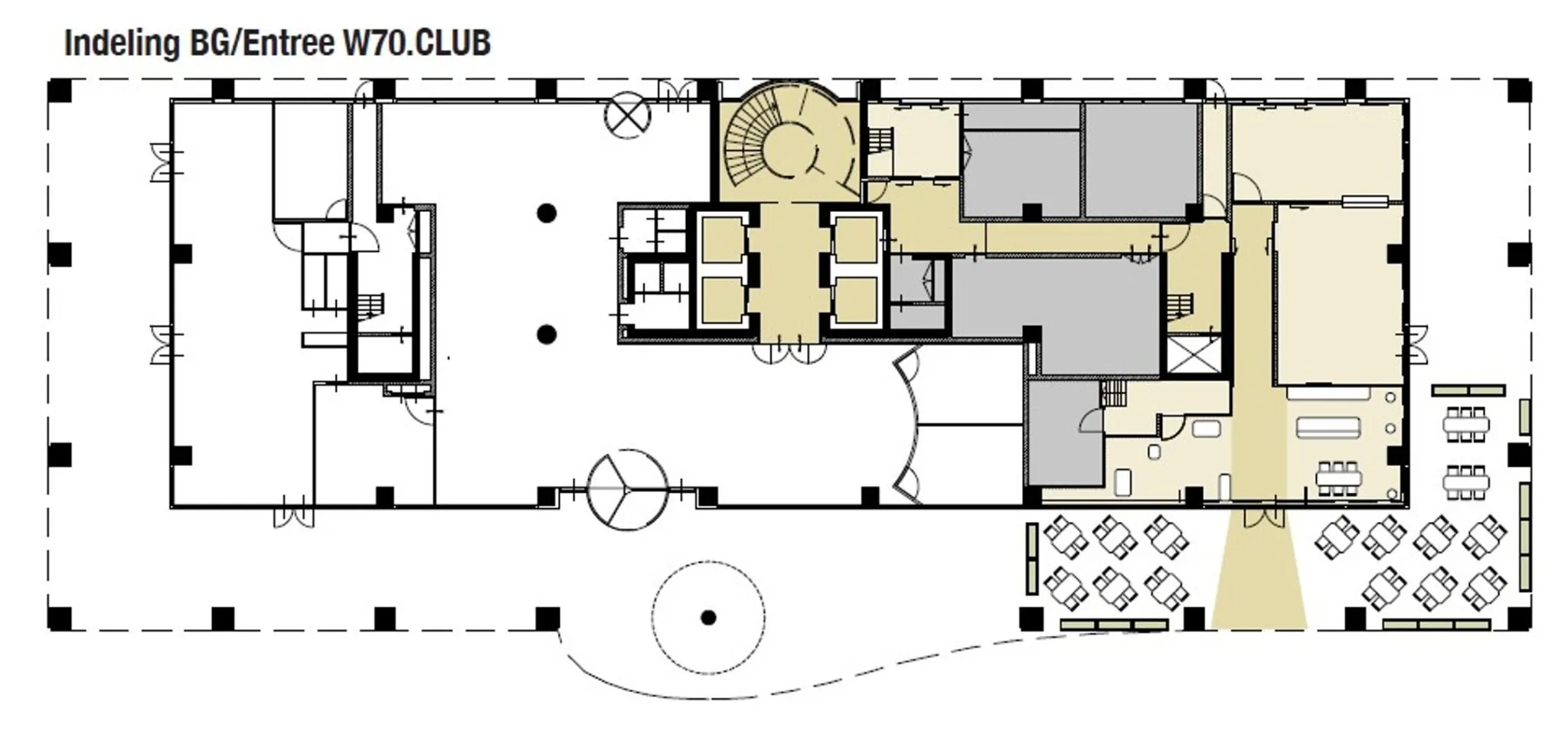 Plattegrond van de begane grond en entree van W70.CLUB met diverse ruimtes, trappenhuizen en zitgedeeltes.