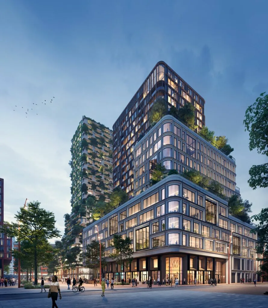 Modern stedelijk gebouw Westwood met groene terrassen en glazen gevel, omringd door voetgangers en fietsers.